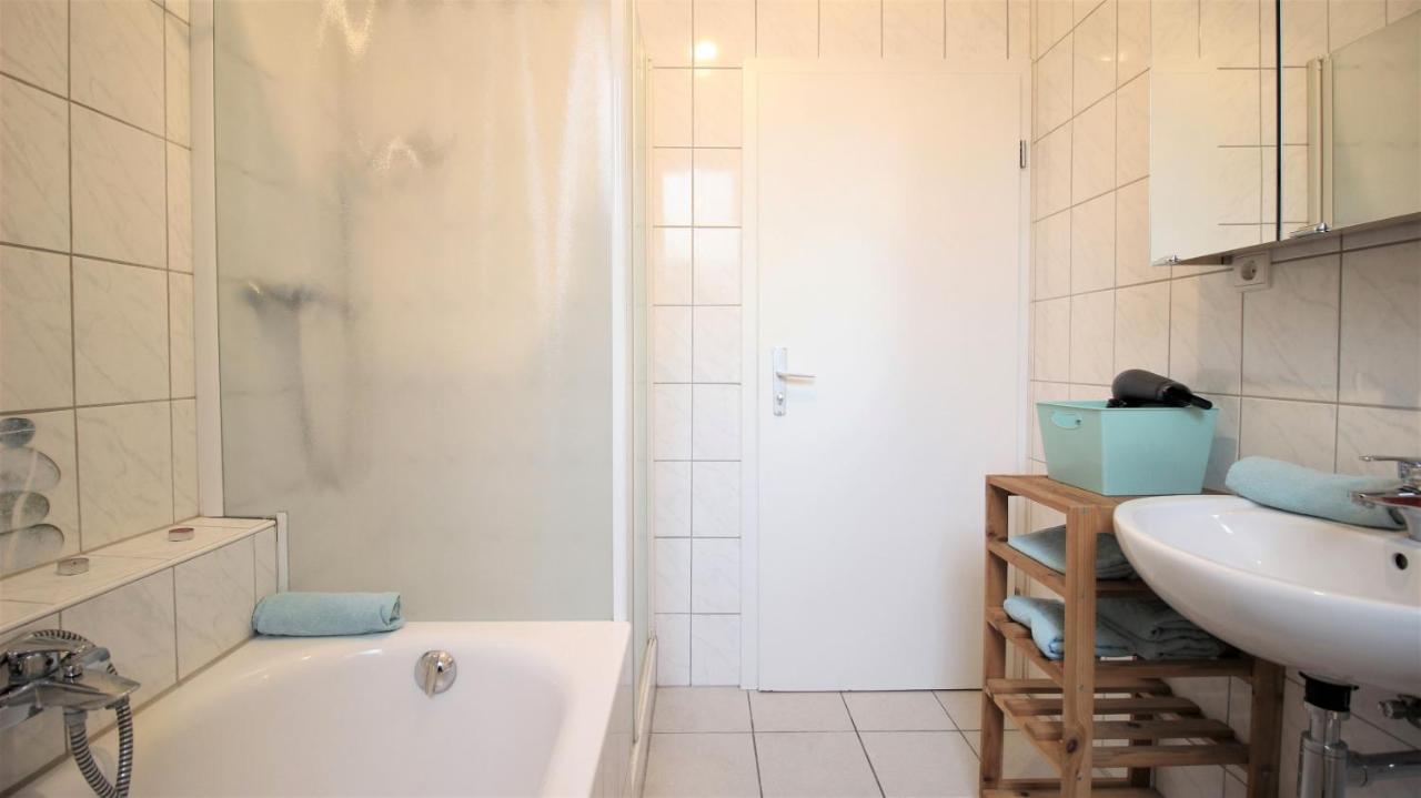 Privatzimmer Nahe Bahnhof Und City Würzburg Esterno foto