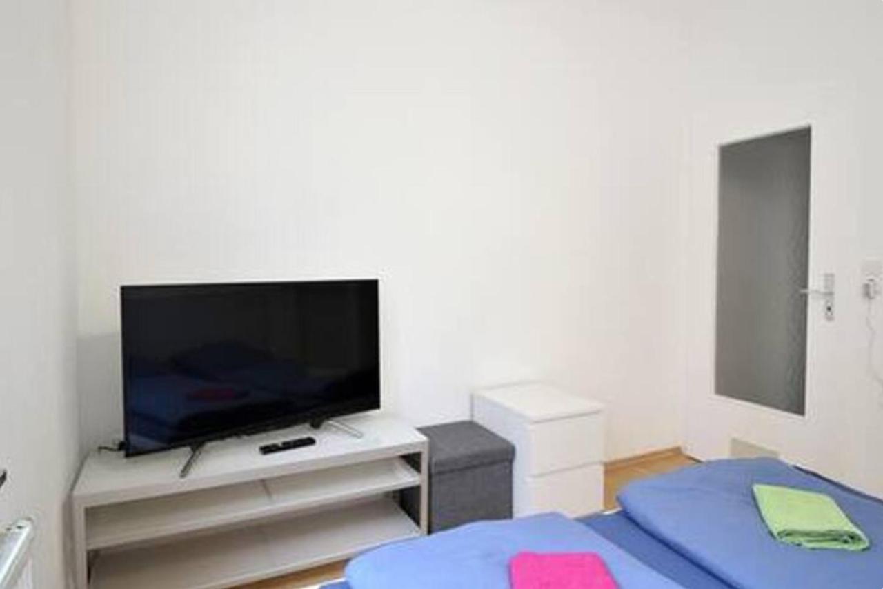Privatzimmer Nahe Bahnhof Und City Würzburg Esterno foto