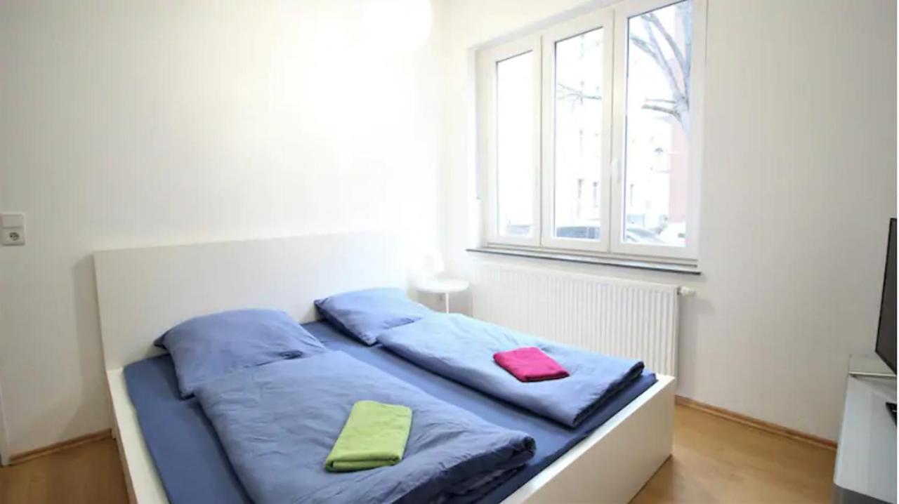 Privatzimmer Nahe Bahnhof Und City Würzburg Esterno foto