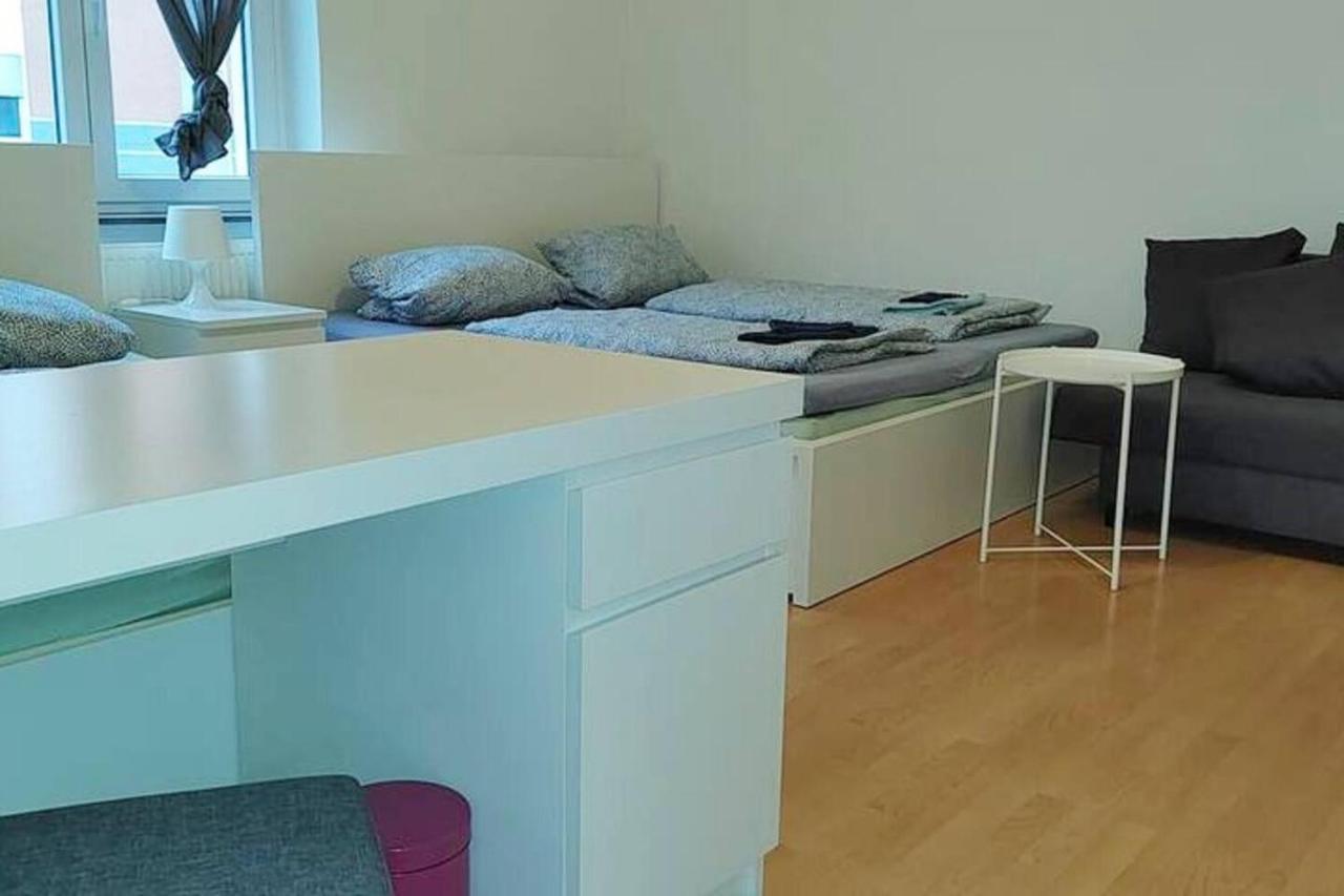 Privatzimmer Nahe Bahnhof Und City Würzburg Esterno foto