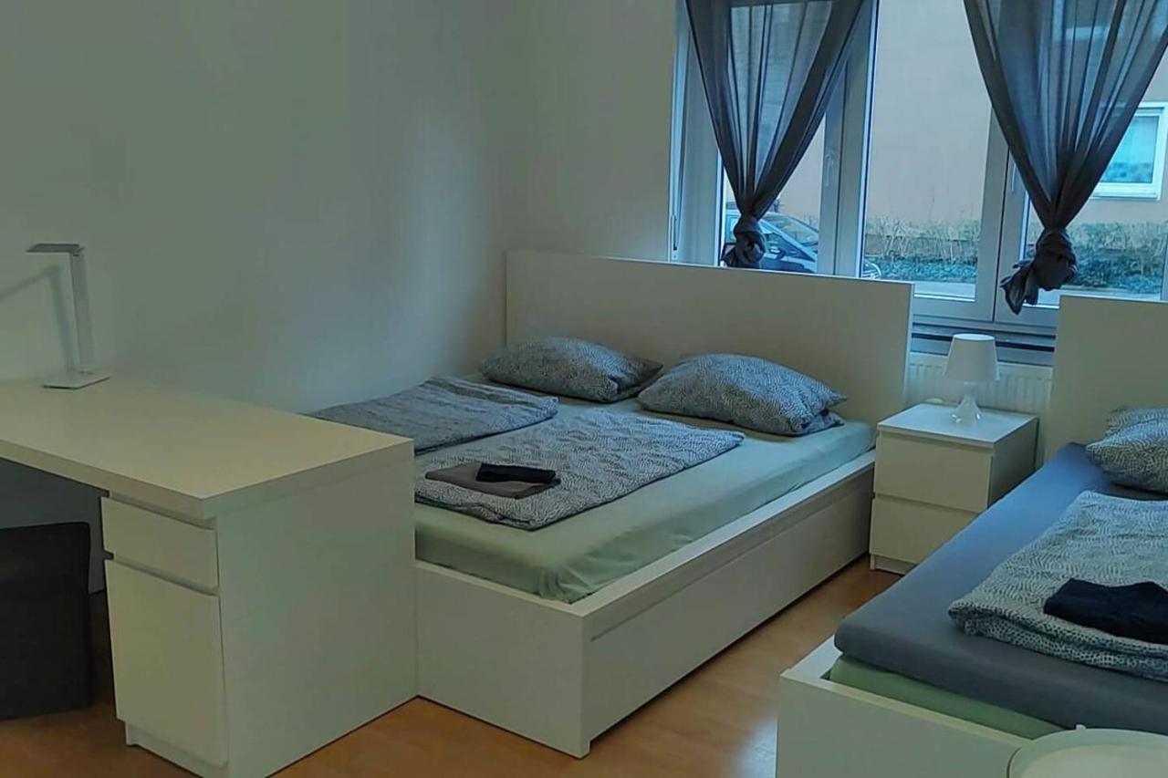 Privatzimmer Nahe Bahnhof Und City Würzburg Esterno foto